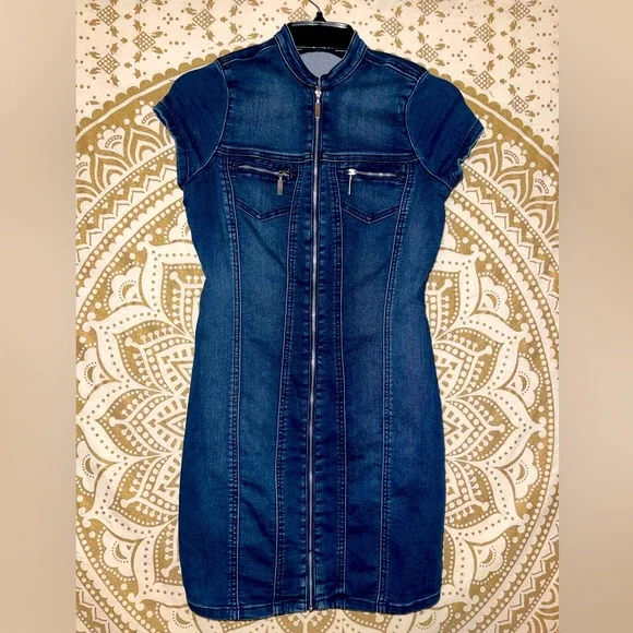 “GUESS” LADIES DARK WASHED ZIP-UP DENIM DRESS…SIZE XS (US) - Picture 1 of 8